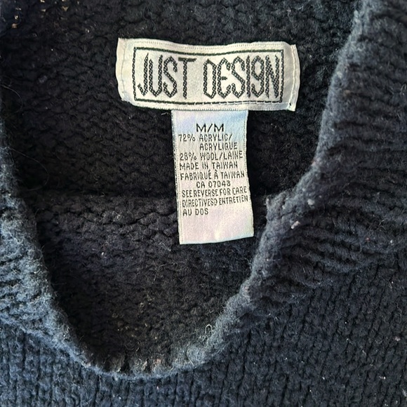 Black sweater - Picture 6 of 6